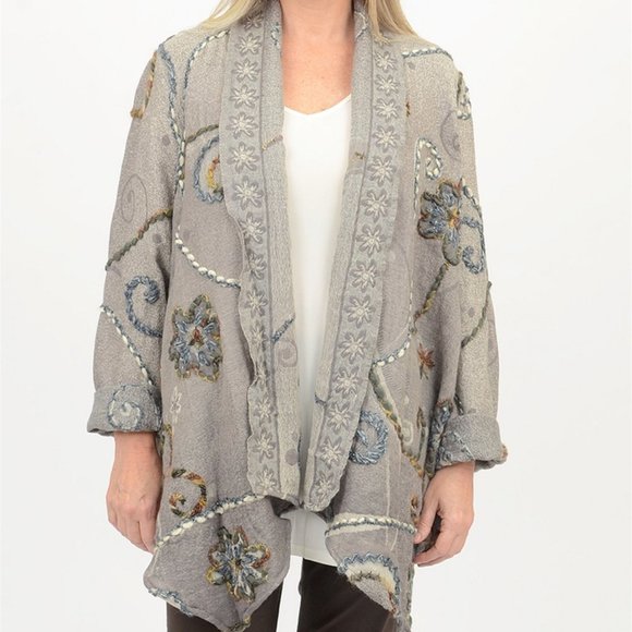 NWT Casual Studio Light Wool Embroidered Topper L XL - Picture 1 of 4